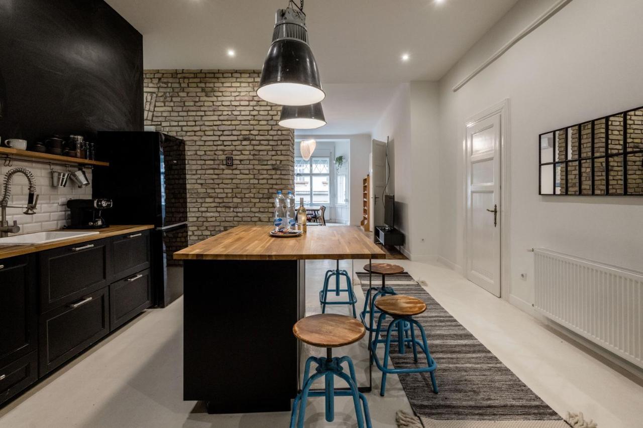 Sunshine Sprint Luxury Apartment Будапеща Екстериор снимка
