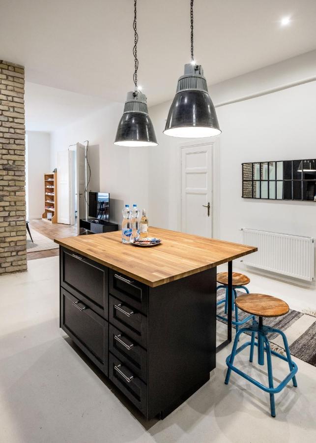 Sunshine Sprint Luxury Apartment Будапеща Екстериор снимка